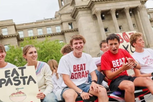 Boise High students on a homecoming float with Beat Borah signs